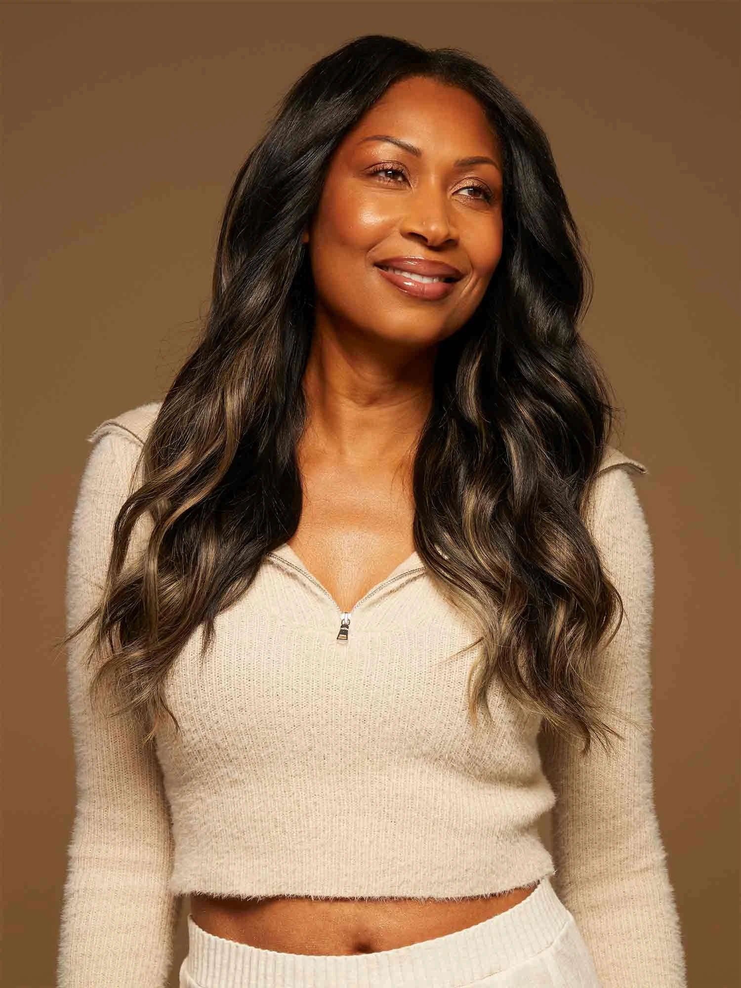 20" Seamless Off Black Bronde Balayage Volume Bundle Clip-Ins 3 20" Seamless Off Black Bronde Balayage Volume Bundle Clip-Ins - Image 3