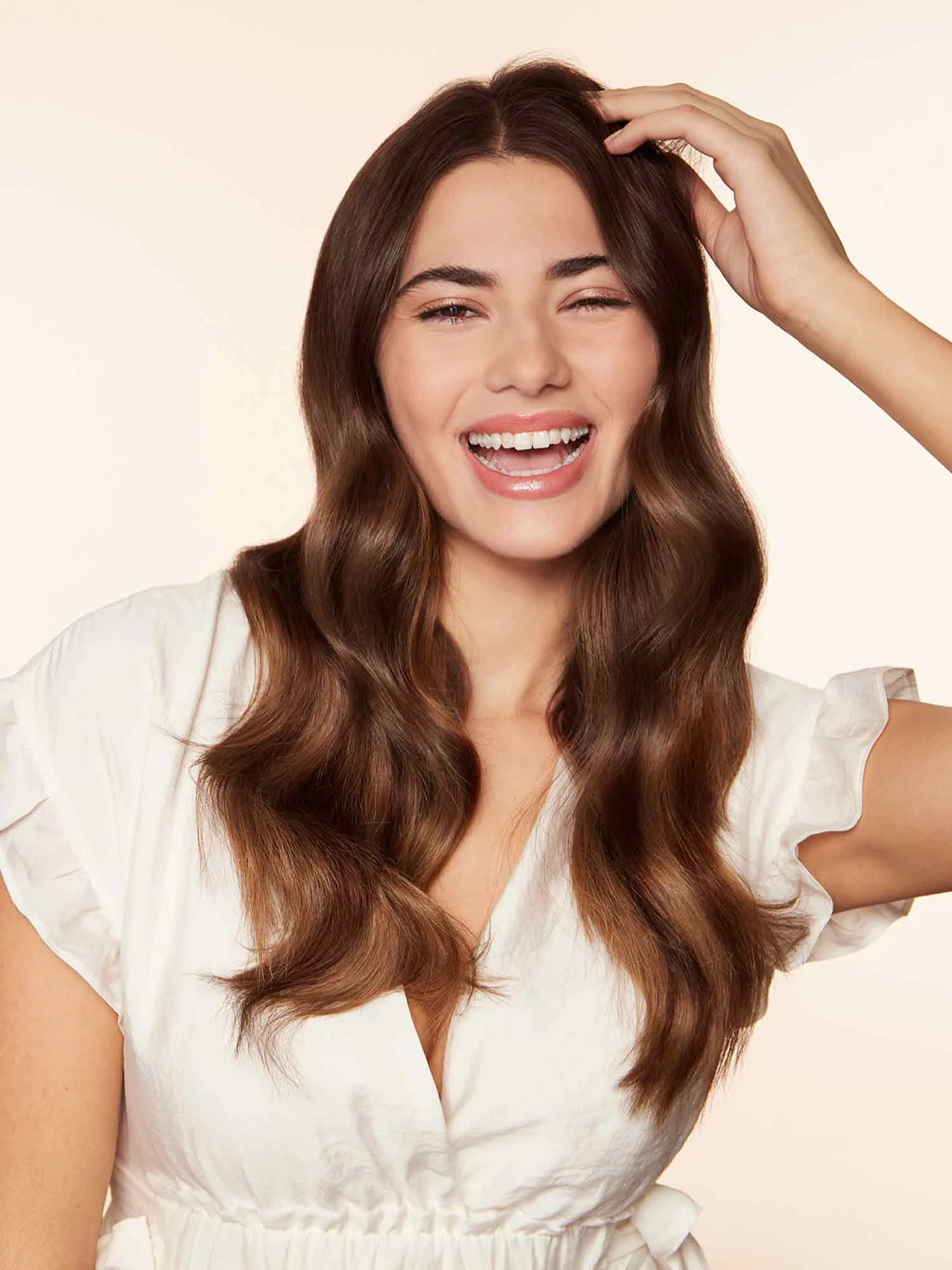 16" Chocolate Brown Balayage Halo® Hair Extensions (140g) 12 16" Chocolate Brown Balayage Halo® Hair Extensions (140g) - Image 12