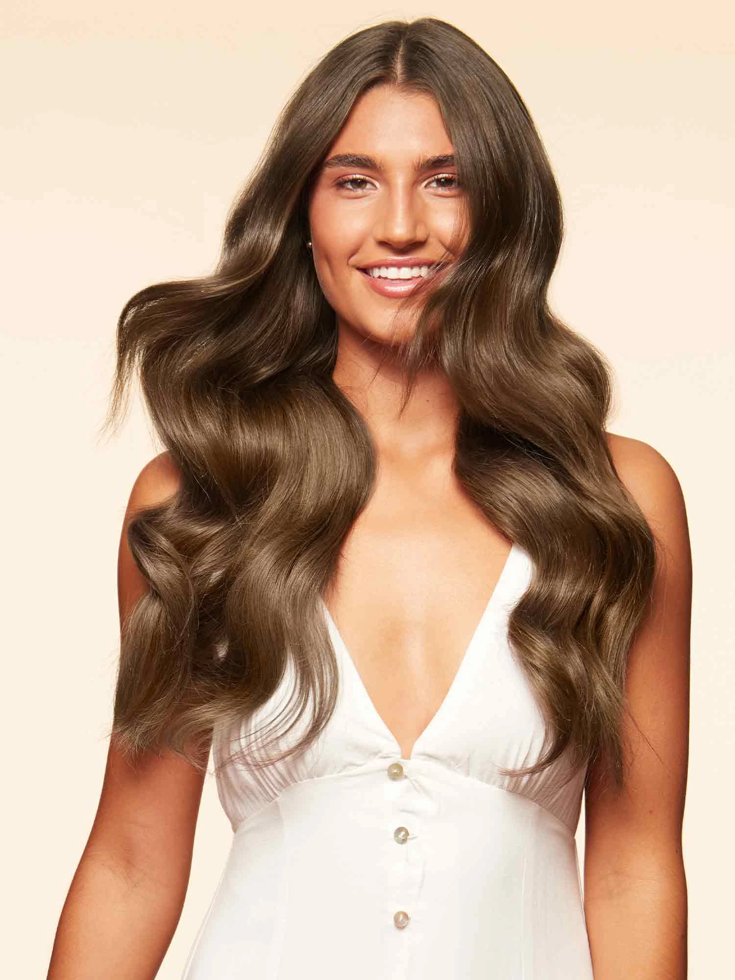 20" Classic Neutral Brown Clip-Ins (160g) 3 20" Classic Neutral Brown Clip-Ins (160g) - Image 3