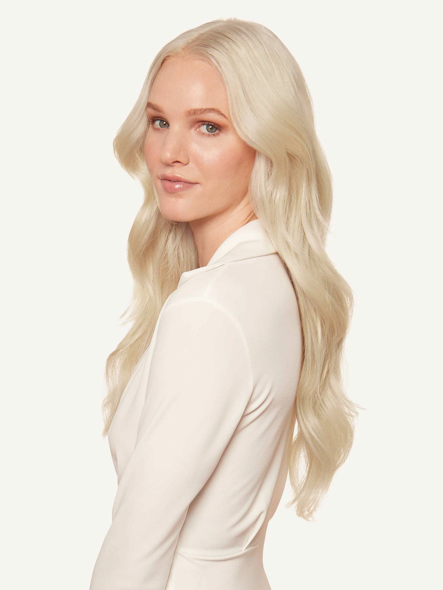 20" Classic Platinum Blonde Clip-Ins (160g) 11 20" Classic Platinum Blonde Clip-Ins (160g) - Image 11