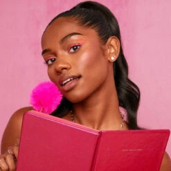 Elle’s Notebook & Bruiser’s Bill Vegan Feather Pen