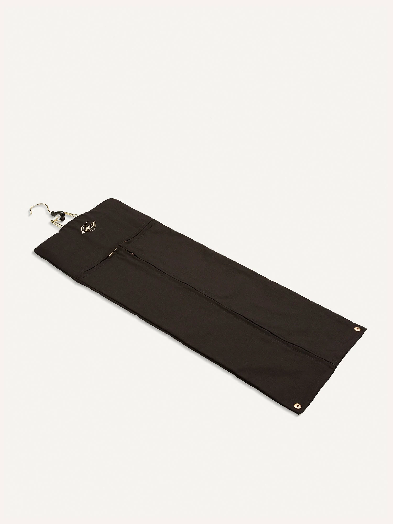 Luxy Hair Extensions Carrier 10 Luxy Hair Extensions Carrier - Image 10